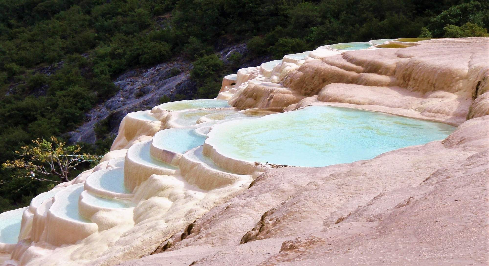 Baishuitai hot spring, Shangri-la